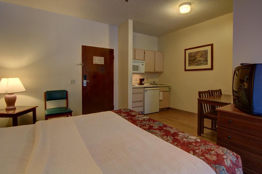 Sun Suites Of Jacksonville Room photo