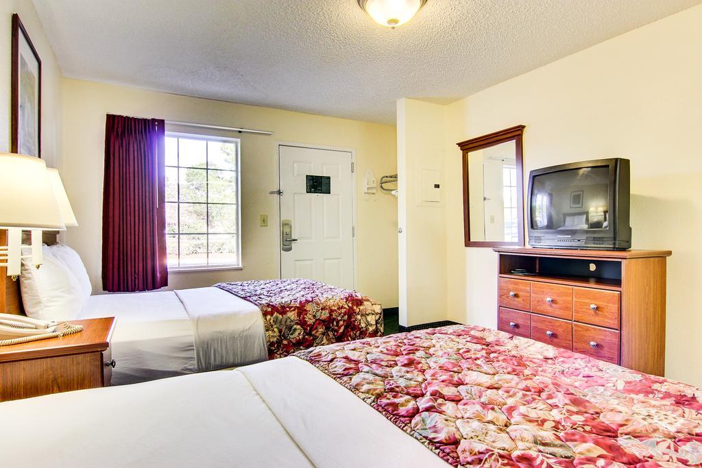 Sun Suites Of Jacksonville Room photo